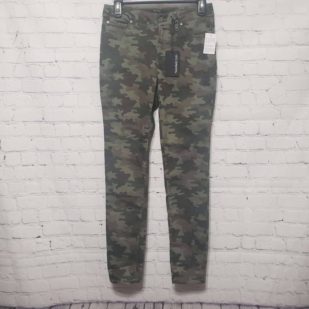 Needle & Cloth NWT Sz 4 Skinny Ankle Camo Jeans - Picture 2 of 15